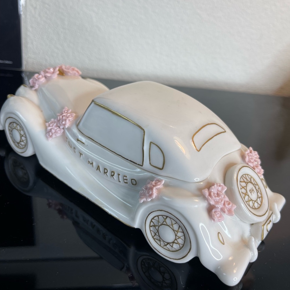 princess house car keep sake car or cake topper forcelain. Preloved. - Picture 2 of 9
